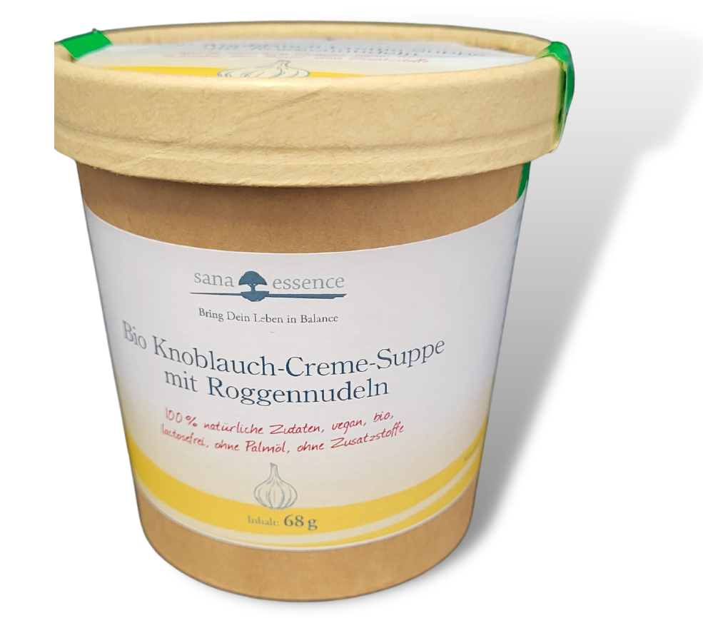 Bio Knoblauch-Creme-Suppe mit Roggennudeln Knoblauch